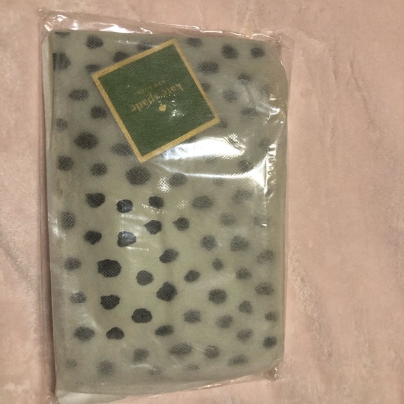 Kate Spade Organizer - Picture 3 of 5
